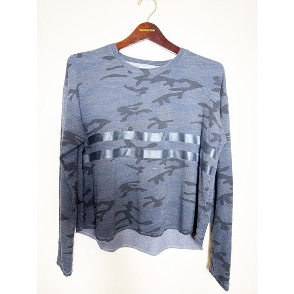 SUNDRY* Evereve Camo Trapeze Sweatshirt size 1 - Picture 4 of 6